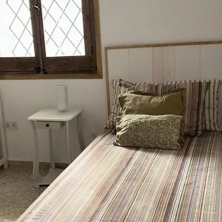 Apartment Alma *